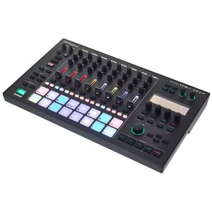 ROLAND MC-707 Groovebox
